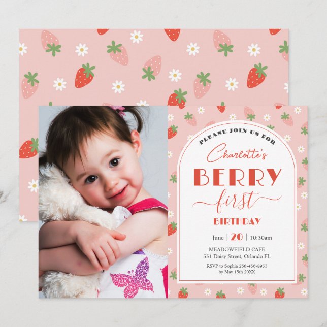 Niedliche Erdbeeren Berry Erster Geburtstag Foto Einladung (Vorne/Hinten)