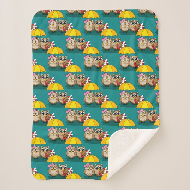 Niedliche Eule mit Schirm und Schokolade Sherpadecke (Vorderseite)