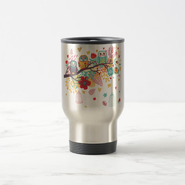 Niedliche Eulen und bunter Blumenbildhintergrund Reisebecher (Mittel)