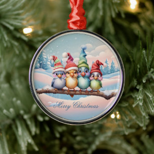 Niedliche Fantasievögel mit Weihnachtshüten. Ornament Aus Metall