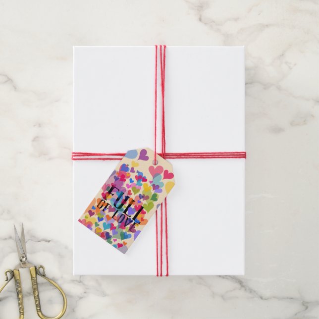 Niedliche farbenfrohe Herzen voller Liebe Geschenkanhänger (Mit Garn)