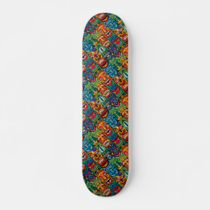 Niedliche farbenfrohe moderne tropische Tiki-Gesic Skateboard