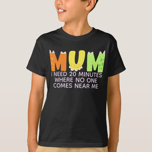 Niedliche farbige Dinosaurier-Buchstaben Mum Typog T-Shirt (Vorderseite)