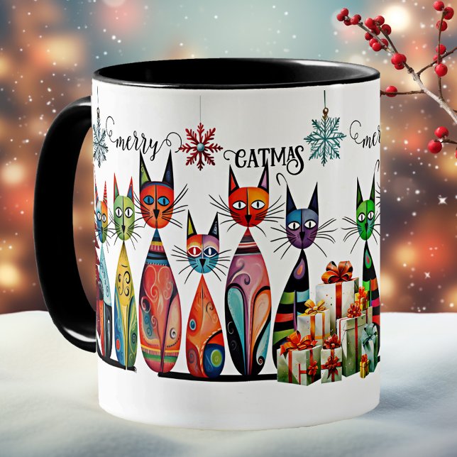 Niedliche farbige Katzen Frohe Weihnachten Kaffeetasse (A whimsical and artistic mug featuring an illustration of cute colorful cats with Christmas trees)