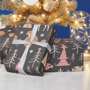 Niedliche festliche Rosa Weihnachtsbaum Eichhörnch Geschenkpapier