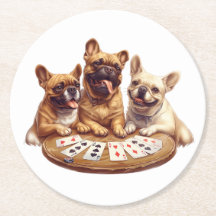 Niedliche französische Bullhunde, die Karten spiel