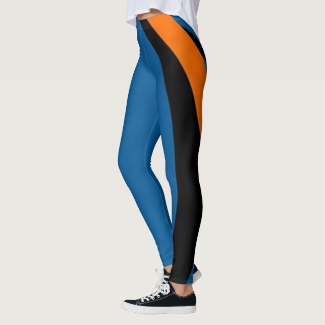 Niedliche Frauen in Bright Orange, Blau und Schwar Leggings (Links)