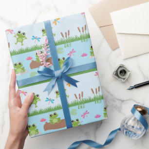 Niedliche Frösche im Teich Geschenkpapier