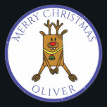 Niedliche Funny Deer Christmas Kid`s Name Geschenk Runder Aufkleber<br><div class="desc">Funny und Niedlich Hirsch Frohen Weihnachtskid's Name - Weihnachtsgeschenk Tag. Hübscher Cartoon mit roter Nase. Der Aufkleber hat eine Namensvorlage - personalisieren Sie den Aufkleber mit Ihrem Namen. Frohe Weihnachten ist in einem modernen blauen Skript.</div>