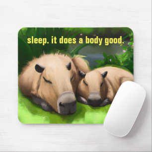 Niedliche Funny Napping Capybaras am Teich Mousepad