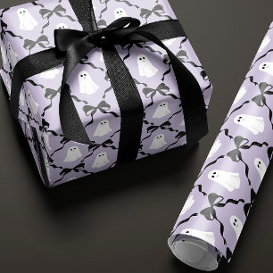 Niedliche Geister und schwarze Bogen auf Lilac Hal Geschenkpapier