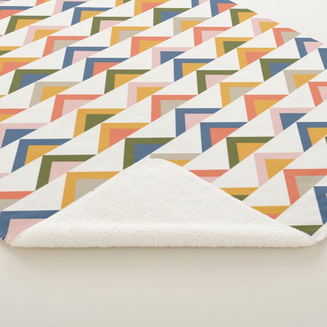 Niedliche geometrische Formen in erdigen Herbstfar Sherpadecke (3/4)