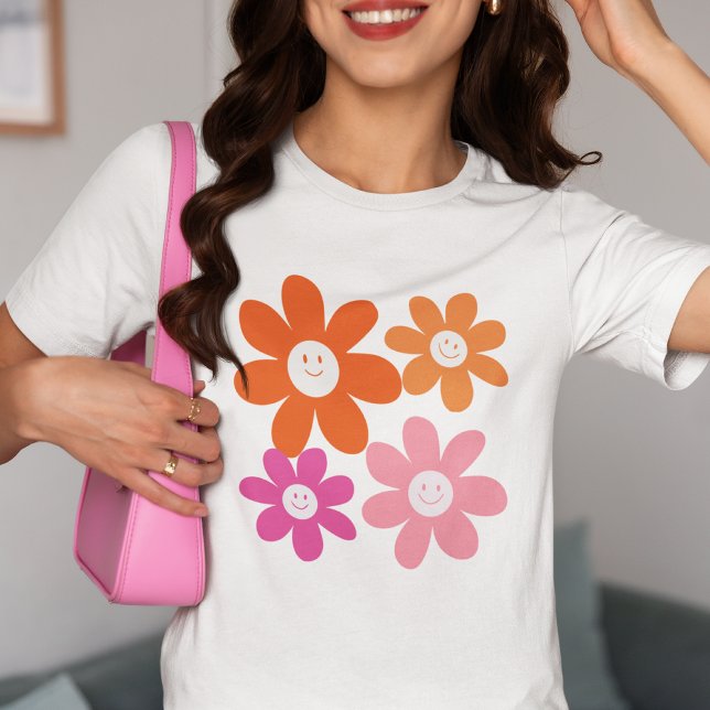 Niedliche Girly Happy Blume T-Shirt (Von Creator hochgeladen)