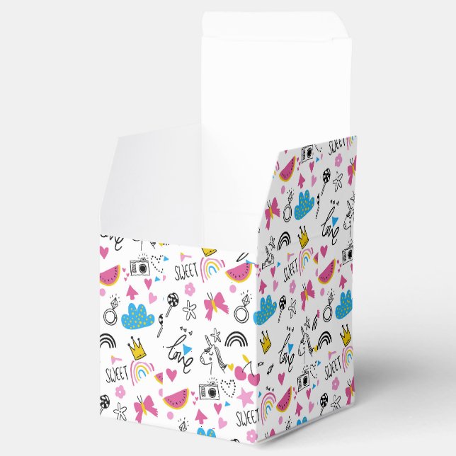 Niedliche Girly Whimsical Rainbow Farbige Illustri Geschenkschachtel (Geöffnet)