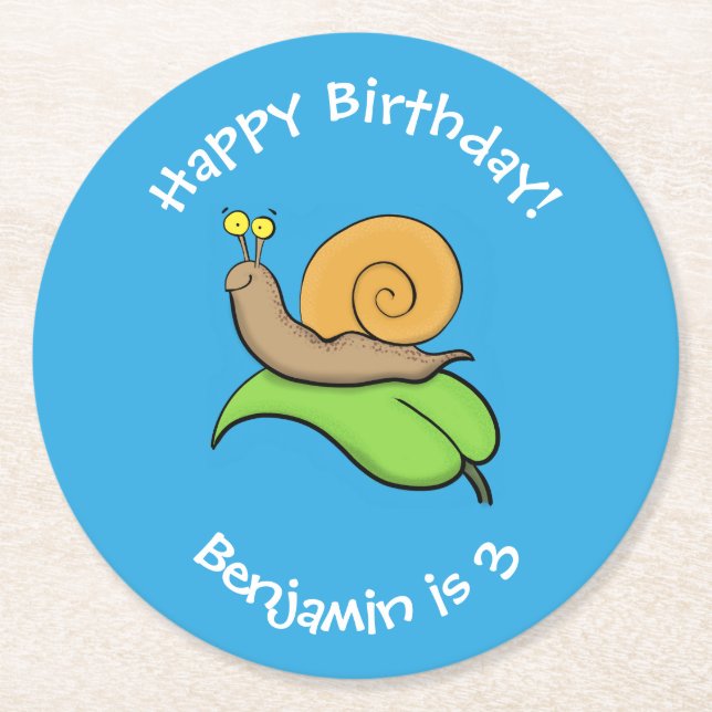 Niedliche, glückliche Schnecke auf einer Cartoon-I Runder Pappuntersetzer (Vorderseite)