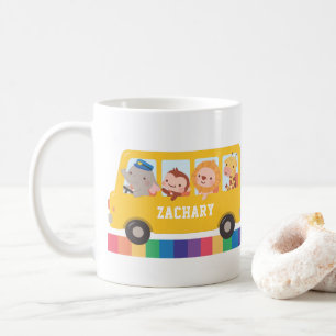 Niedliche glückliche Tiere und gelbe Schulbus-Kind Kaffeetasse