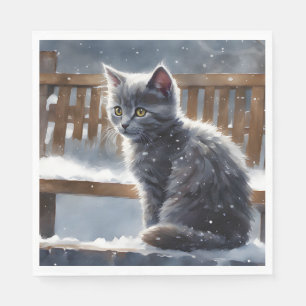 Niedliche graue Katze auf einer Schneedecke Serviette