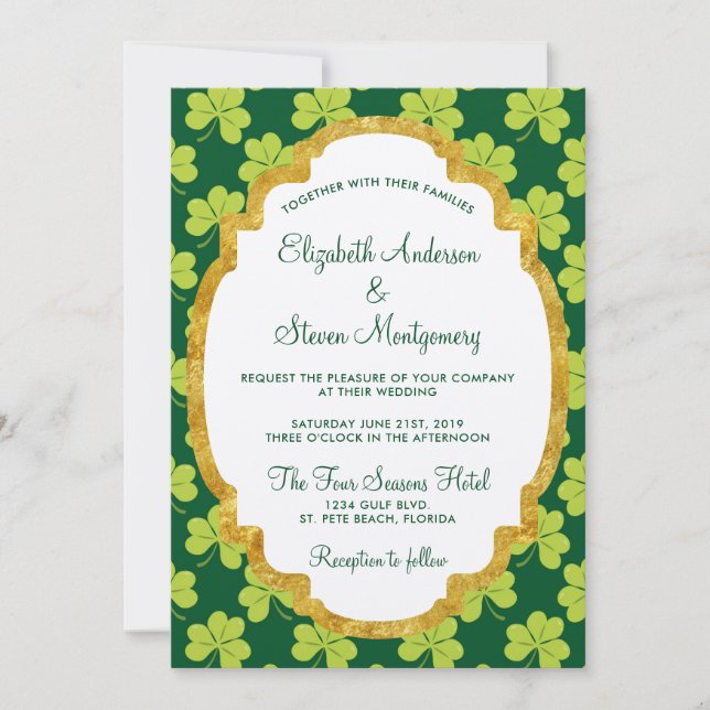 Niedliche Green Clover Kleeblatt Muster Hochzeit Einladung (Vorderseite)