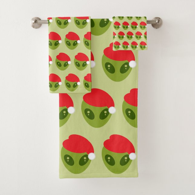 Niedliche grüne Alien in Weihnachtsmannmütze Muste Badhandtuch Set (Insitu)