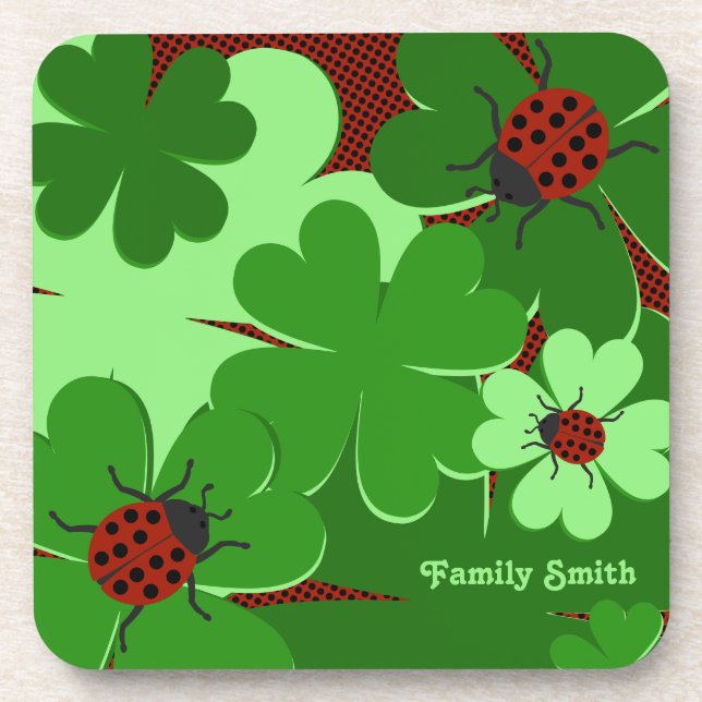 Niedliche grüne Red Ladybug Clover Blätter Familie Getränkeuntersetzer (Vorderseite)