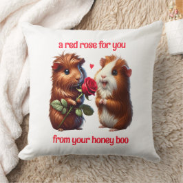Niedliche Guinea Schweine in Liebe Austausch einer Kissen