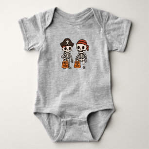 Niedliche Halloween Skeleton Pirates Baby Strampler