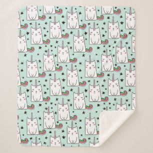 Niedliche Hand gezeichnetes Unicorn-Katzen-Muster Sherpadecke