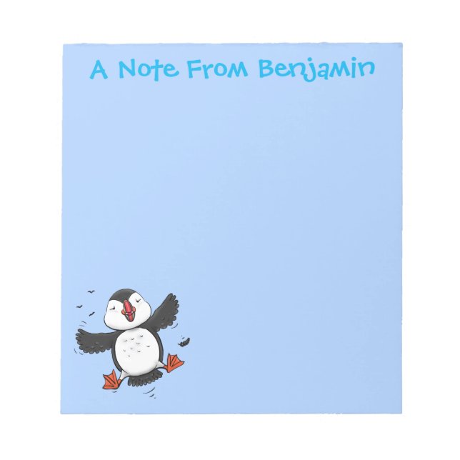 Niedliche Happy-Fying-Puffsängerin mit blauen Cart Notizblock (Vorderseite)