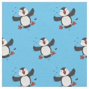 Niedliche Happy-Fying-Puffsängerin mit blauen Cart Stoff