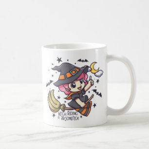 Niedliche Hexe auf einem Broomstick Kaffeetasse