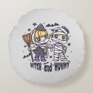 Niedliche Hexe und Mummy Rundes Kissen