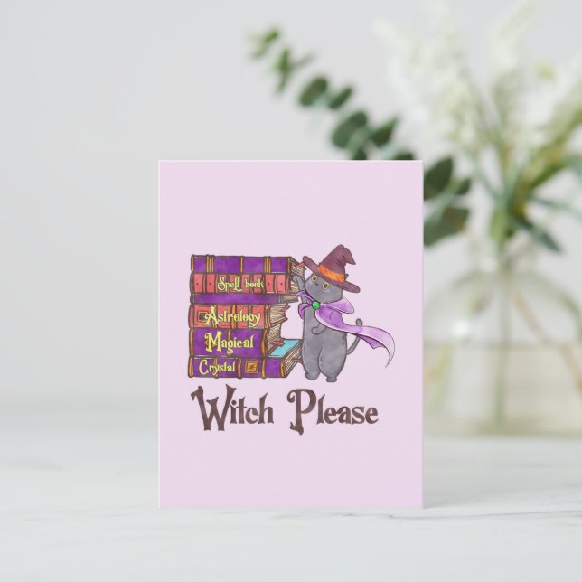 Niedliche Hexenkatze mit Büchern - "Hexe bitte" Postkarte (Stehend Vorderseite)