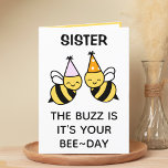 Niedliche Hummeln Sister Happy Birthday Dankeskarte<br><div class="desc">Suchen Sie eine einzigartige Möglichkeit,  Ihre Liebe und Ihren Spaß zu Ihrem Geschwister auszudrücken? Unsere lustige Hummelspielkarte ist die perfekte Wahl für Ihre Schwester zum Geburtstag! Passen Sie es an,  indem Sie Ihre eigene persönliche Nachricht hinzufügen. Im Design finden sich zwei Bienen mit rosa und orangefarbenen Geburtstagshats.</div>