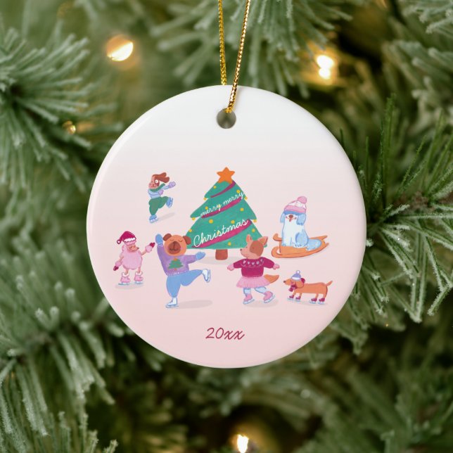 Niedliche Hunde Ice Skaten Softpink Weihnachts-Fot Keramik Ornament (Baum)