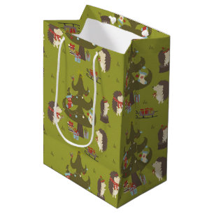 Niedliche Igel mit Weihnachtsbaum und Schlittenkid Mittlere Geschenktüte