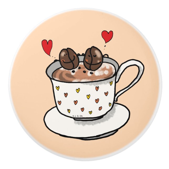 niedliche Kaffeebohnen in Kaffeetasse Keramikknauf (Vorderseite)