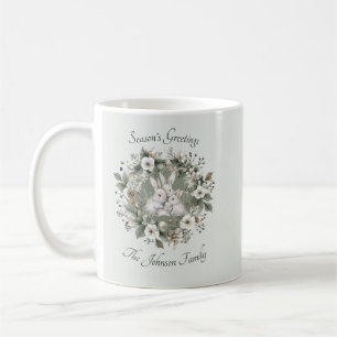 Niedliche Kaninchen im blumigen Winterkranz Kaffeetasse
