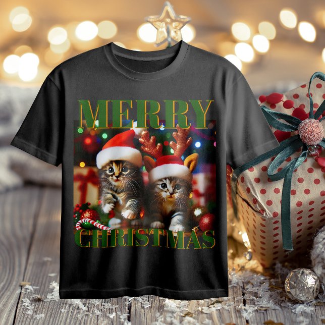Niedliche Kätzchen mit dem Weihnachtsmann und Rent T-Shirt (Von Creator hochgeladen)