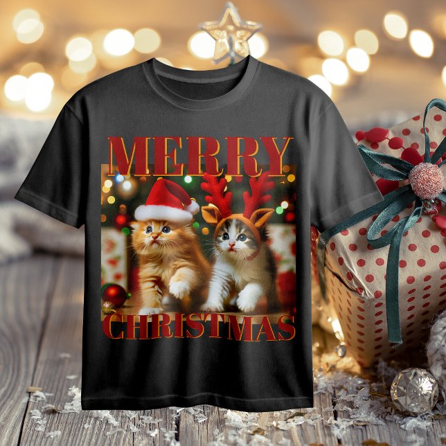 Niedliche Kätzchen mit dem Weihnachtsmann und Rent T-Shirt (Von Creator hochgeladen)