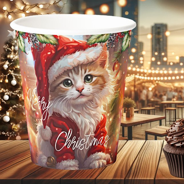 Niedliche Kätzchen Weihnachten Pappbecher (Paper cup featuring a cute kitten in a festive Christmas outfit)