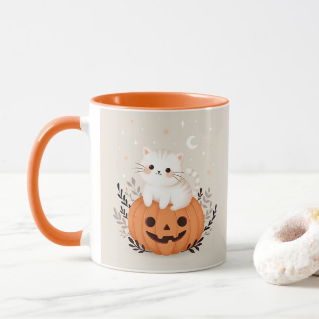 Niedliche Katze auf einem KürbisHalloween-Bild Tasse (Mit Donut)