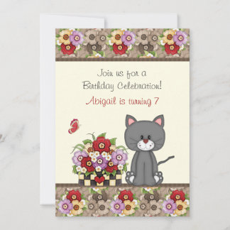 Niedliche Katze, Blume und Schmetterlinge zum Gebu Einladung