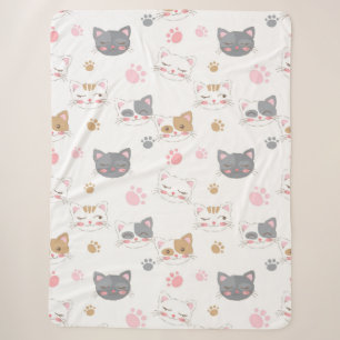 Niedliche Katze hat ein lächelndes Katzen-Muster Sherpadecke