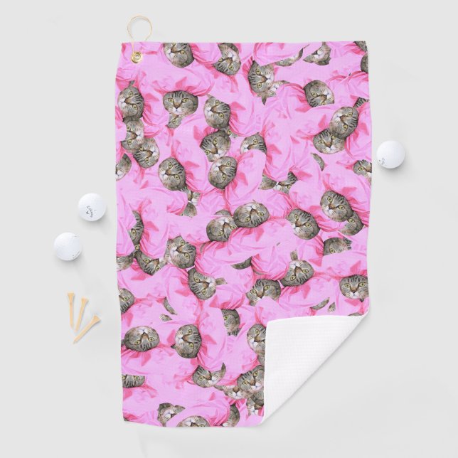Niedliche Katze in einem rosa Caps-Muster zufällig Golfhandtuch (Insitu)
