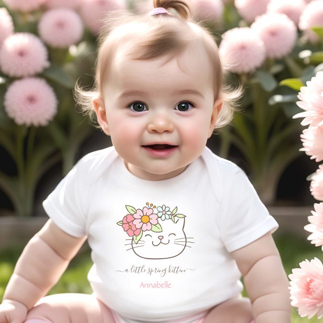Niedliche Katze Kitten Name Girl Spring Floral Baby T-shirt (Cute Cat Kitten Name Girl Spring Floral Baby T-Shirt)