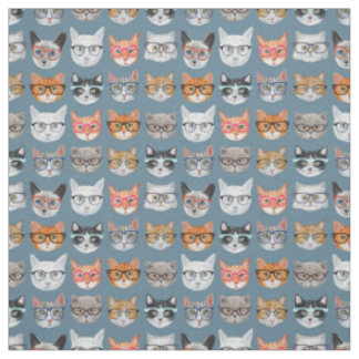 Niedliche Katzen, die Glas-Muster tragen Stoff