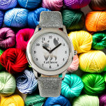 Niedliche Katzenliebhaber Armbanduhr<br><div class="desc">Niedliche Katzenliebhaber Mädchen beobachten</div>