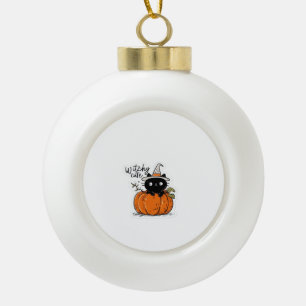 Niedliche Katzenschwarze im Kürbis mit Hexe, Class Keramik Kugel-Ornament