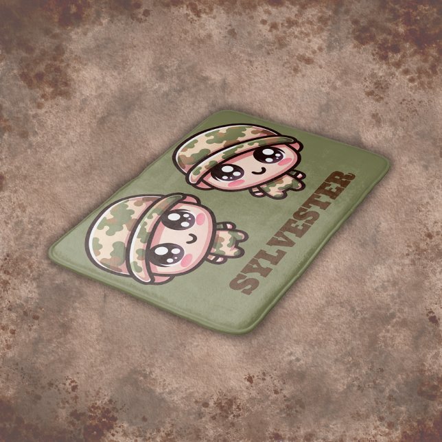Niedliche Kawaii Army Camouflage Monogram auf Gree Badematte (Von Creator hochgeladen)