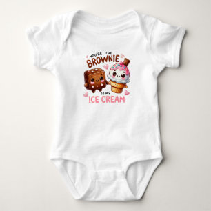 Niedliche Kawaii Brownies und Eiscreme Baby Strampler